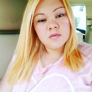 Meet your Posher, Maira